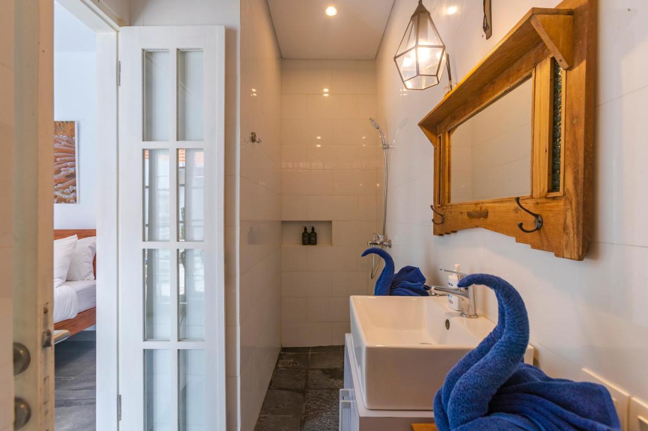 Casa Nisa Seminyak 빌라 외부 사진